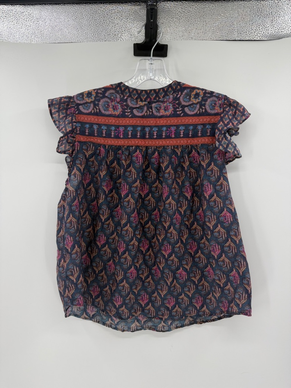 XiRENA Navy and Pink Printed Flutter Sleeve Blouse - Picture 6 of 6
